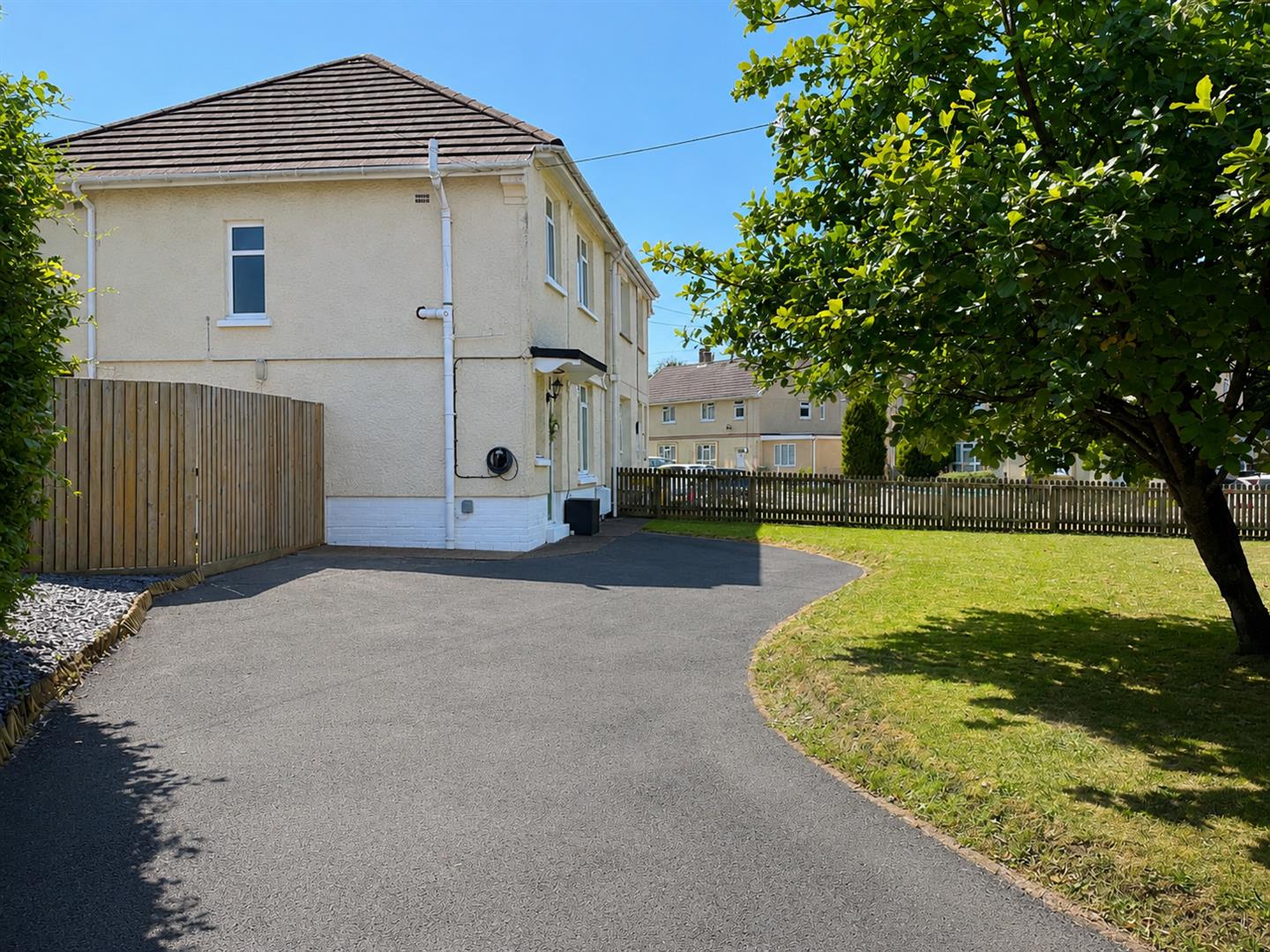 Cae Gwyn Road, Pontarddulais, Swansea, SA4 8PL